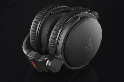 SoundMAGIC HP151 - Closed Back Headphones with Detachable Cable